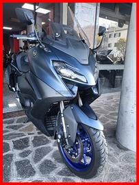 Yamaha tmax 560 finanziabile - garanzia -permute