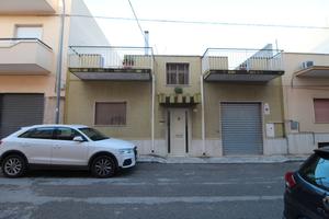 Stabile indipendente via Torricelli Grottaglie