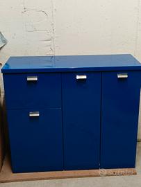 mobile bagno sospeso 