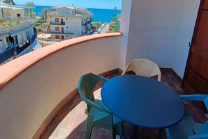 Giardini Naxos a 100 mt dal mare