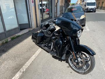 Harley Davidson Street Glide Special