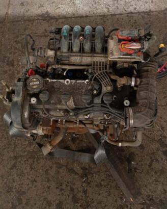 Motore fiat punto sporting 1.2 16V