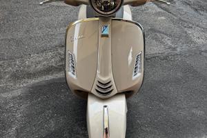 Vespa GTS 300
