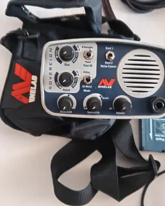 metal detector 