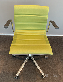 Poltrona Sedia Seduta Slim Moving Tessuto Verde