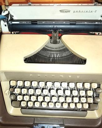 Macchina da scrivere Triumph Gabriele 123E  Vintag