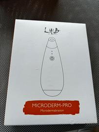 Dispositivo per microdermoabrasione