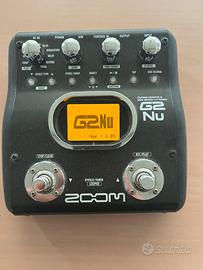 Pedaliera Zoom multieffetti per chitarra o basso