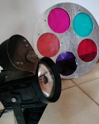 Faretto cambia colore per discoteca 