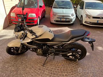 Yamaha XJ6 del 2011 con soli 10.618 km