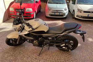 Yamaha XJ6 del 2011 con soli 10.618 km