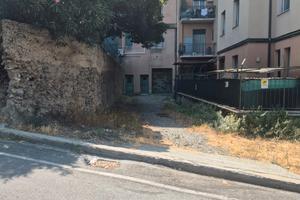 Terreno per parcheggi all aperto