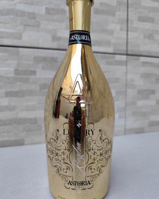 Vino Luxuri Astoria
