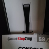 Playstation 5 con garanzia e 5 giochi