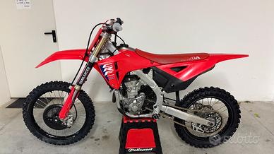 Honda CRF R 250 2025