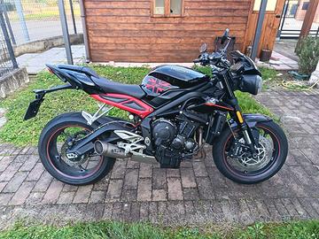 Triumph Street Triple - 2019