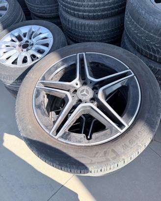 Cerchi con gomme Mercedes GLA da19 pollici