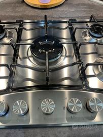 Piano cottura 5 fuochi Hotpoint Ariston