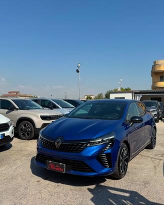 RENAULT Clio TCe 90 CV 5 porte Techno