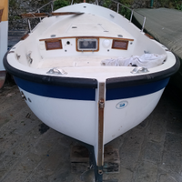 Gozzo vetroresina a motore