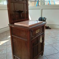 n.2 comodini particolari 