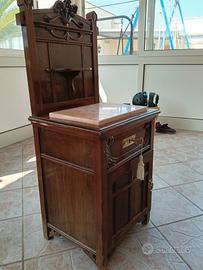 n.2 comodini particolari 