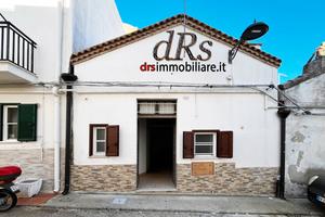 Pisticci. Abitazione indipendente. Ristrutturata