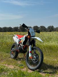 Ktm exc-f 250 six days italia
