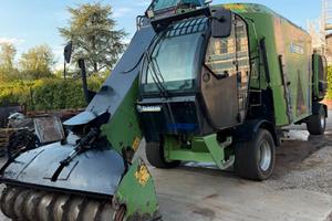 CARRO SEMOVENTE  FARESIN LEADER MC. 26