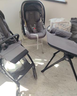 Trio inglesina electa