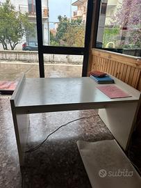 Scrivania da ufficio buone condizioni