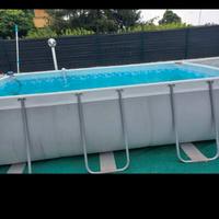 Piscina intex e kit completo per la pulizia