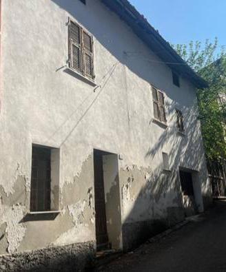 Casa indipendente a Sant'Agata Fossili, 5 locali