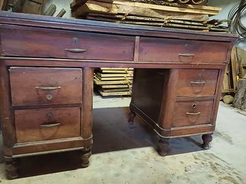 Scrittoio da restaurare