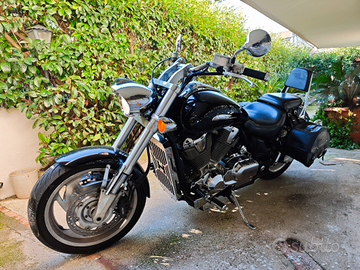 Honda VTX 1800 custom of America