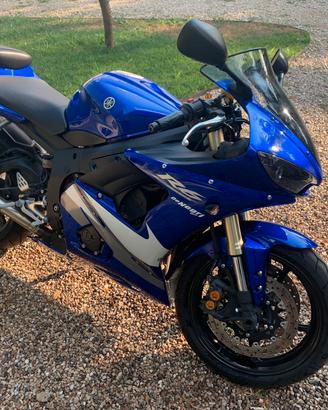 Yamaha r6 