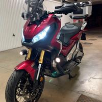 HONDA X-ADV 750