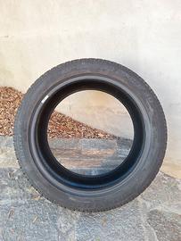 4 Gomme Dunlop 255/45 R20 Pari al Nuovo