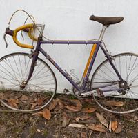 Bici da corsa vintage anni 70/80 da ristrutturare