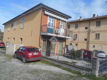 CASA SEMINDIPENDENTE A COMACCHIO