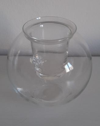 Vaso in vetro trasparente con portacandela