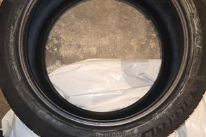 gomme estive michelin primacy 4  235/45 R18 98w