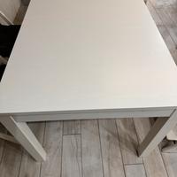 Tavolo rettangolare bianco allungabile fino a 2m