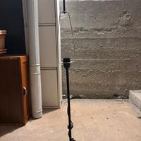 Lampada da terra senza copertura