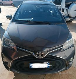 Vendita YARIS 1.4 - 5 Porte