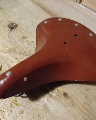 Sella in cuoio per bicicletta 