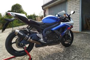 SUZUKI GSX750R