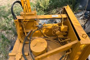 A28 Trivela per mini pala