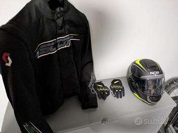 Kit giacca casco guanti moto 