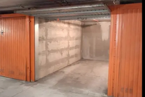 Box Auto disponibile -centro Bergamo